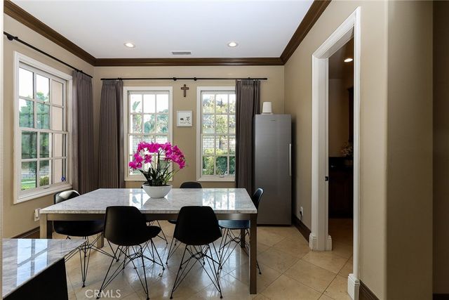 725 Carriage House, Arcadia, CA 91006