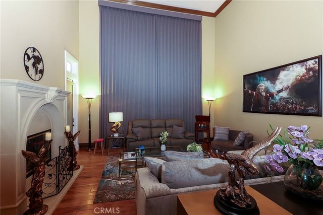 725 Carriage House, Arcadia, CA 91006