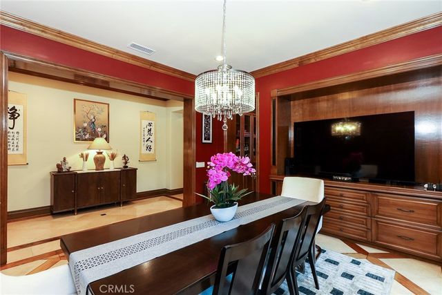 725 Carriage House, Arcadia, CA 91006