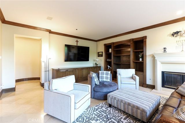 725 Carriage House, Arcadia, CA 91006