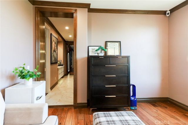 725 Carriage House, Arcadia, CA 91006