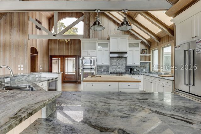 12 Widewater Rd, Hilton Head Island, SC 29926