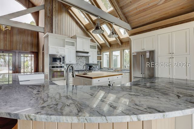 12 Widewater Rd, Hilton Head Island, SC 29926