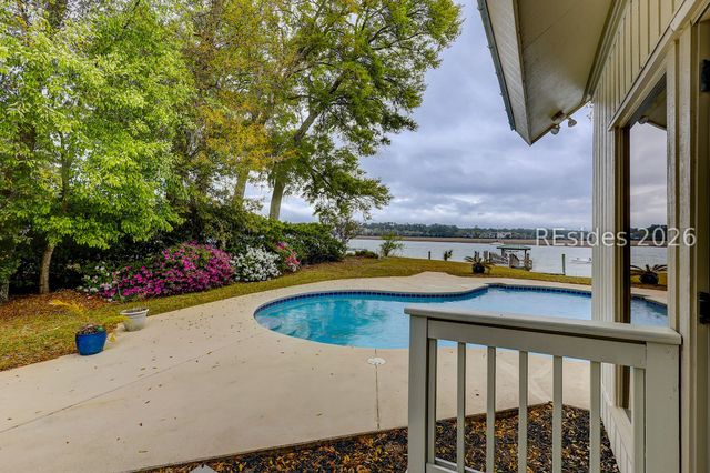 12 Widewater Rd, Hilton Head Island, SC 29926