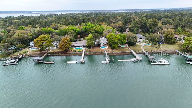 12 Widewater Rd, Hilton Head Island, SC 29926