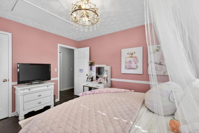 1086 Atherton Lane, Woodstock, GA 30189