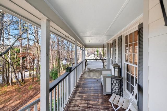 1086 Atherton Lane, Woodstock, GA 30189