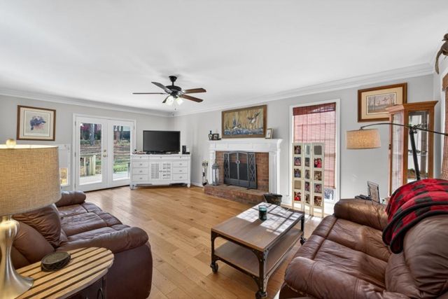 1086 Atherton Lane, Woodstock, GA 30189