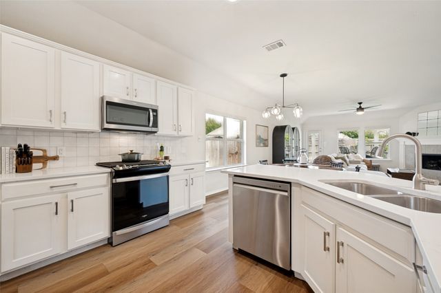 200 Ferndale Drive, Mckinney, TX 75071