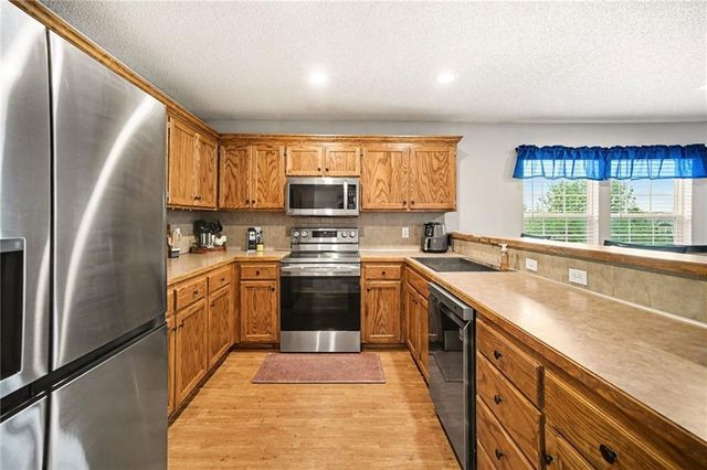 7537 McCoy Street, Shawnee, KS 66227