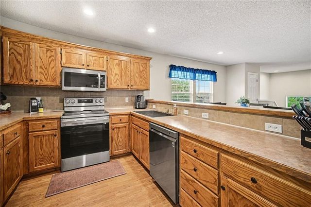 7537 McCoy Street, Shawnee, KS 66227