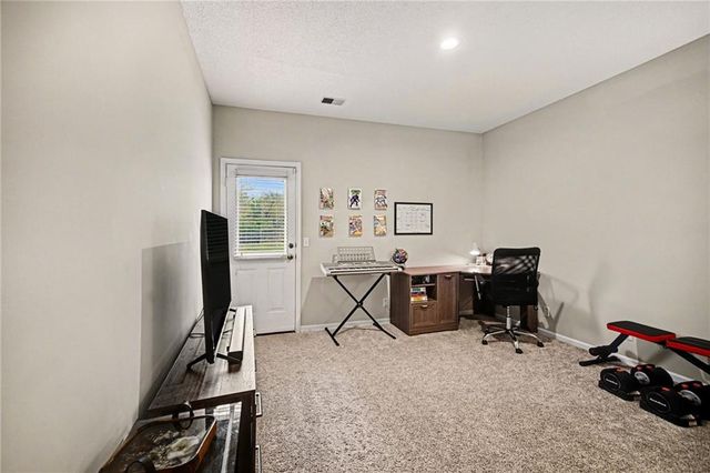 7537 McCoy Street, Shawnee, KS 66227
