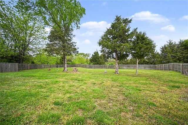 7537 McCoy Street, Shawnee, KS 66227