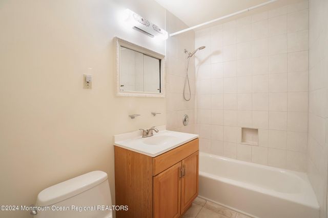 80 Manchester Court F, Freehold, NJ 07728