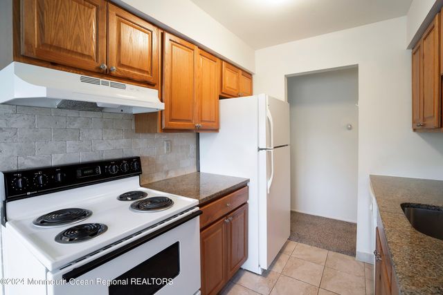 80 Manchester Court F, Freehold, NJ 07728