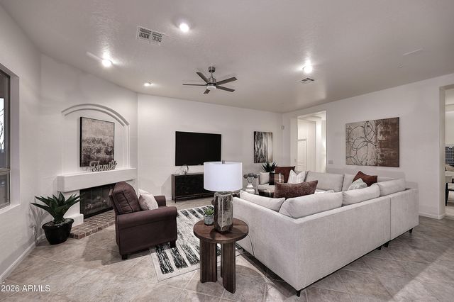 10679 E RAINTREE Drive, Scottsdale, AZ 85255