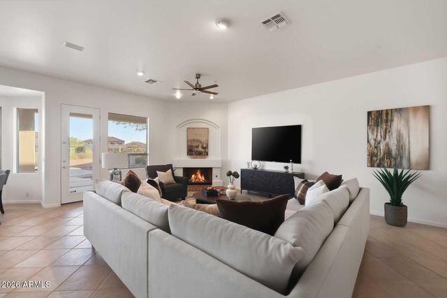 10679 E RAINTREE Drive, Scottsdale, AZ 85255