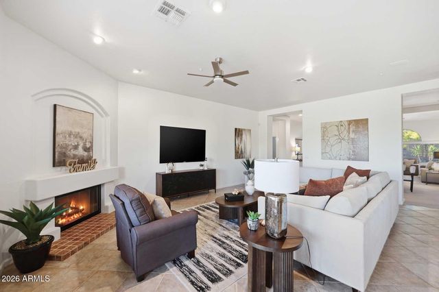 10679 E RAINTREE Drive, Scottsdale, AZ 85255