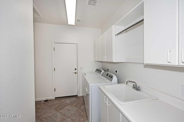 10679 E RAINTREE Drive, Scottsdale, AZ 85255