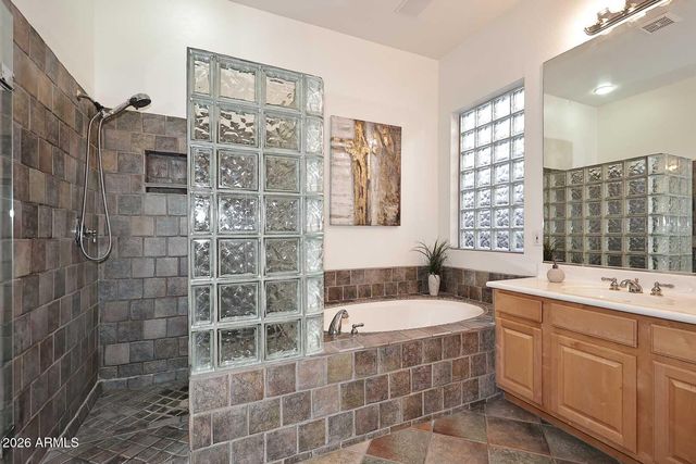 10679 E RAINTREE Drive, Scottsdale, AZ 85255