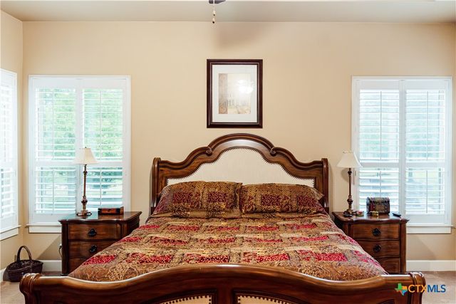1105 Bella Risa Drive, Georgetown, TX 78633