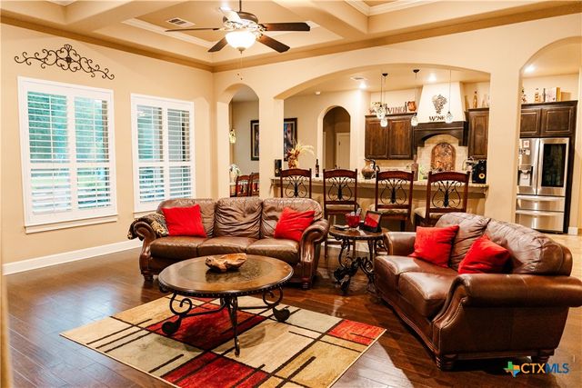 1105 Bella Risa Drive, Georgetown, TX 78633