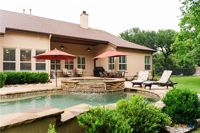 1105 Bella Risa Drive, Georgetown, TX 78633
