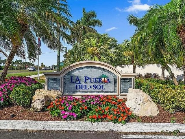 5532 LA PUERTA DEL SOL BOULEVARD 138, St Petersburg, FL 33715