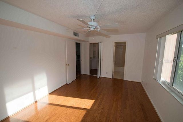 5532 LA PUERTA DEL SOL BOULEVARD 138, St Petersburg, FL 33715