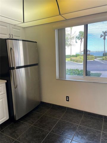 5532 LA PUERTA DEL SOL BOULEVARD 138, St Petersburg, FL 33715