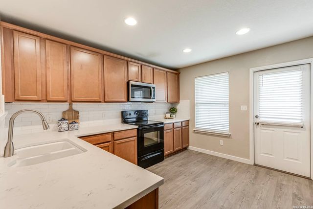 11737 Silver Sky, San Antonio, TX 78254