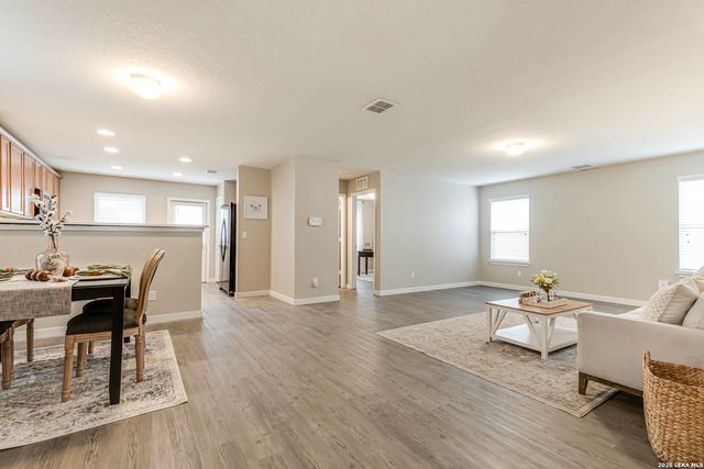 11737 Silver Sky, San Antonio, TX 78254