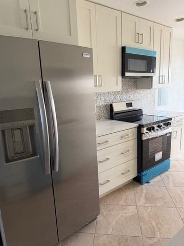 582 BOCA CIEGA POINT BOULEVARD N, St Petersburg, FL 33708