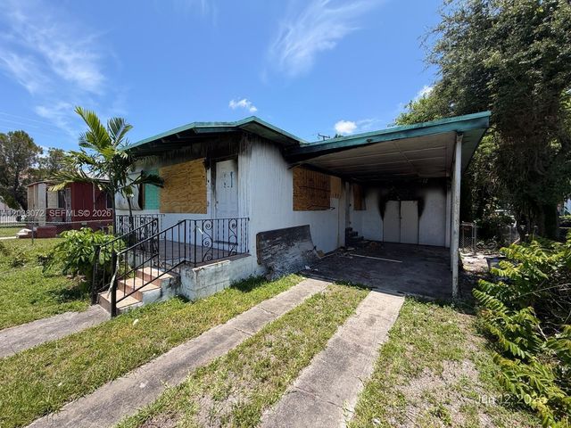 1810 NW 55th St, Miami, FL 33142