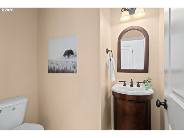 10290 Sw HOMESTEAD Ln, Beaverton, OR 97008