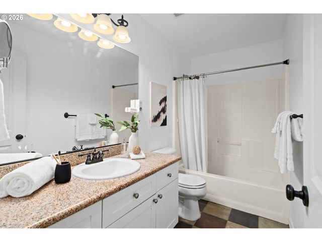 10290 Sw HOMESTEAD Ln, Beaverton, OR 97008