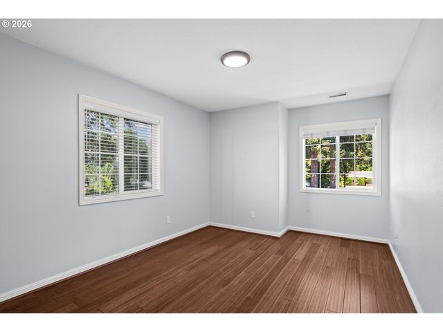 10290 Sw HOMESTEAD Ln, Beaverton, OR 97008