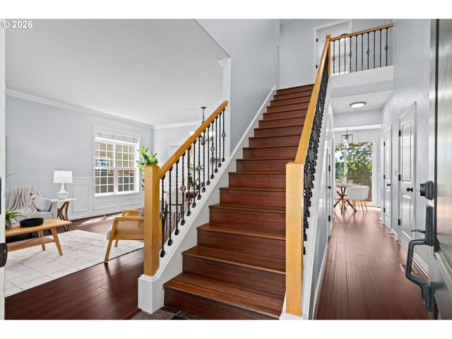 10290 Sw HOMESTEAD Ln, Beaverton, OR 97008