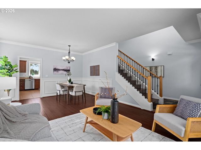 10290 Sw HOMESTEAD Ln, Beaverton, OR 97008