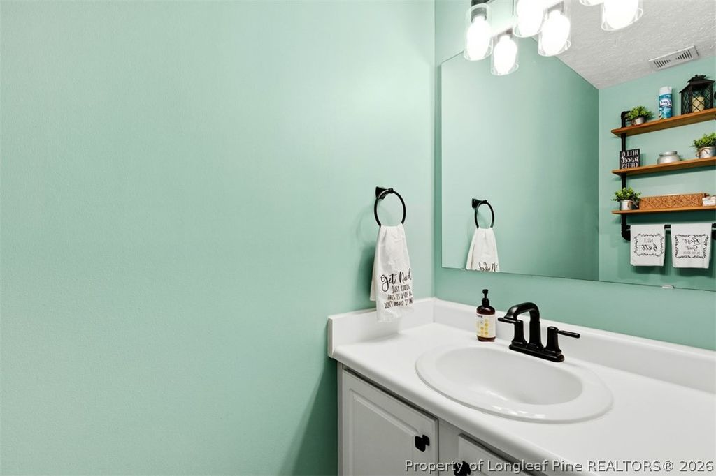 726 Foxcroft Drive, Fayetteville, NC 28311 — photo 21