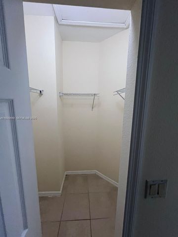 10908 SW 240th Ln, Homestead, FL 33032