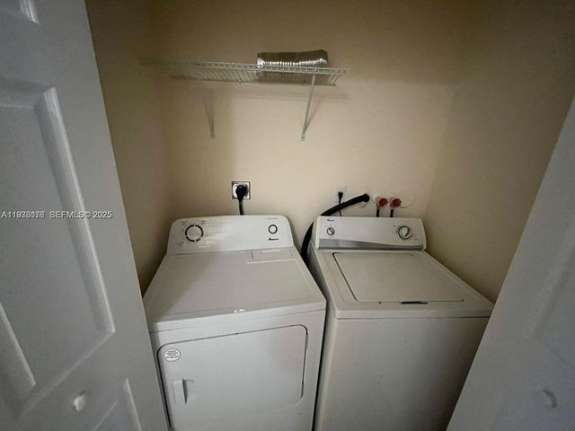 10908 SW 240th Ln, Homestead, FL 33032