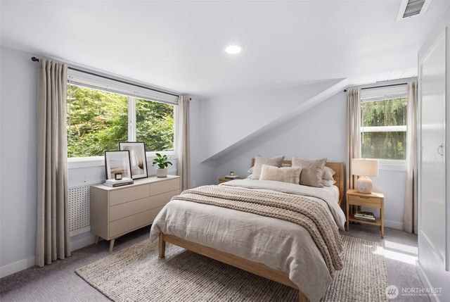 11331 E Riverside Drive, Bothell, WA 98011
