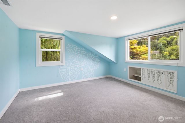 11331 E Riverside Drive, Bothell, WA 98011