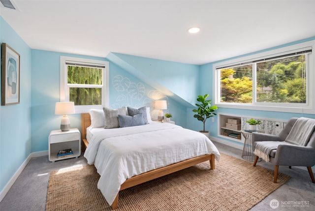 11331 E Riverside Drive, Bothell, WA 98011