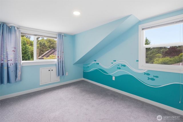 11331 E Riverside Drive, Bothell, WA 98011
