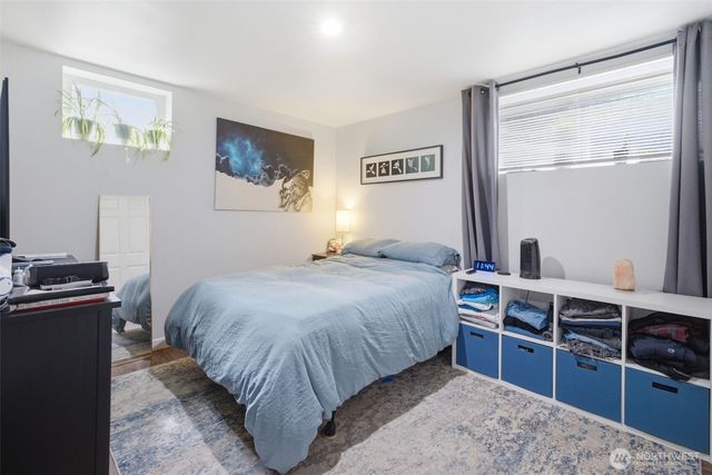11331 E Riverside Drive, Bothell, WA 98011