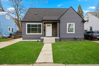 3050 Catalpa Drive, Berkley, MI 48072