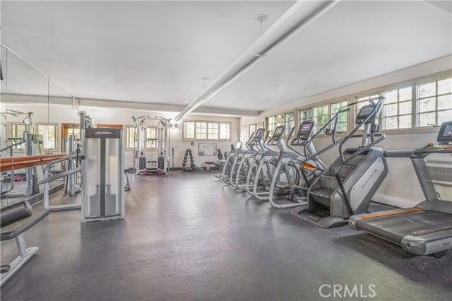 23777 Mulholland Hwy Spc 172, Calabasas, CA 91302