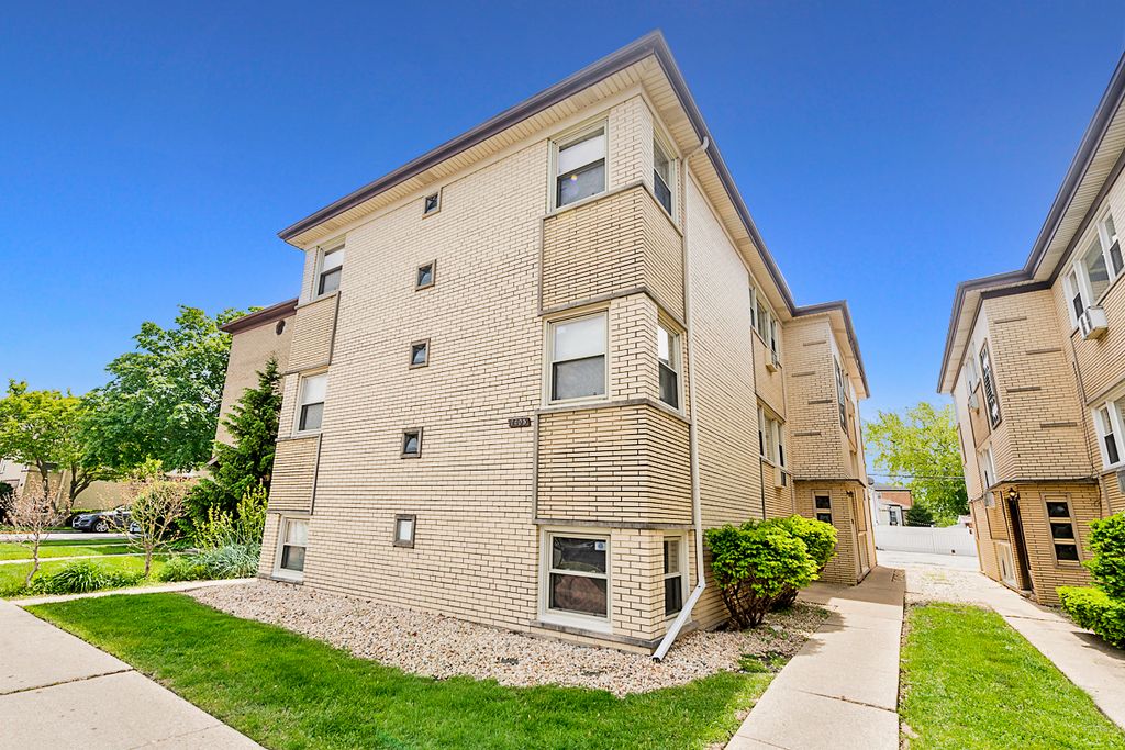 7405 W Fullerton Avenue GS, Elmwood Park, IL 60707